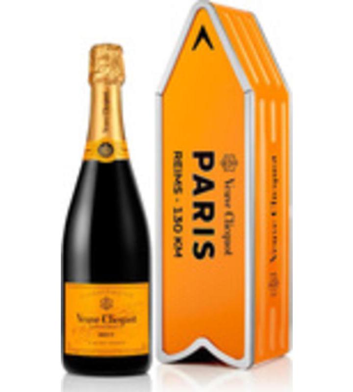 Veuve Clicquot Yellow Label "Journey Arrow" Champagne